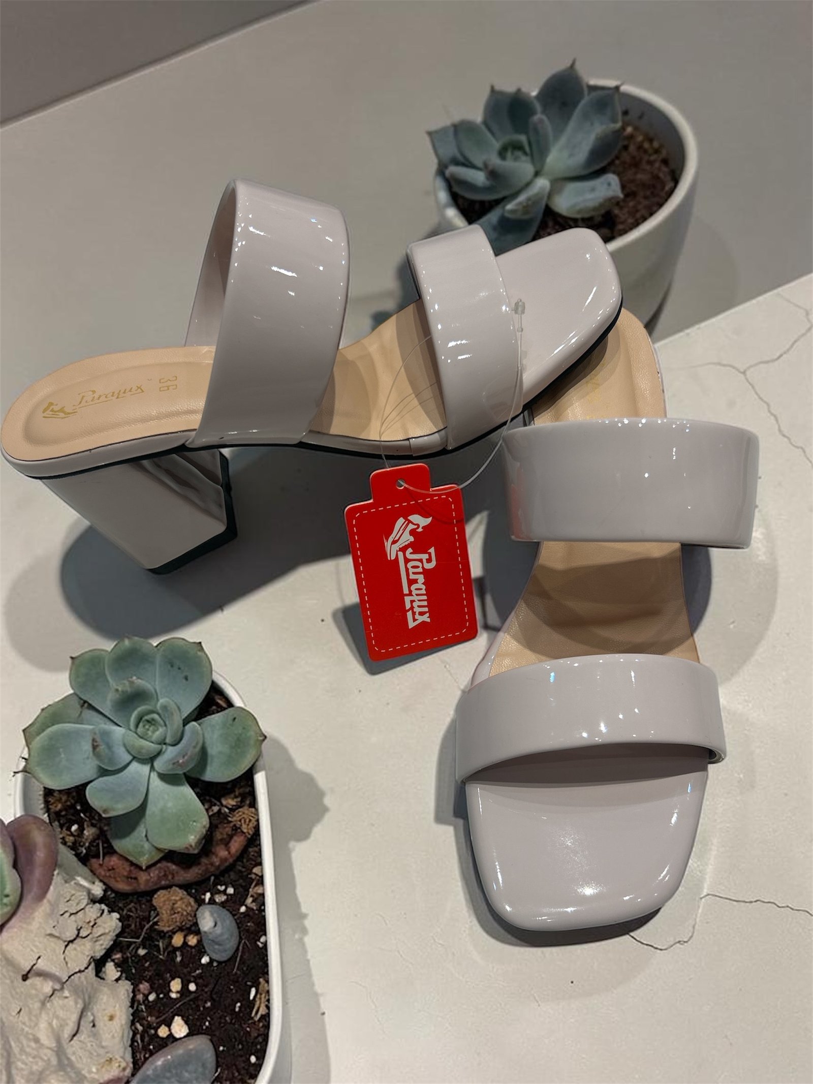 Box Hil ladies Shoes